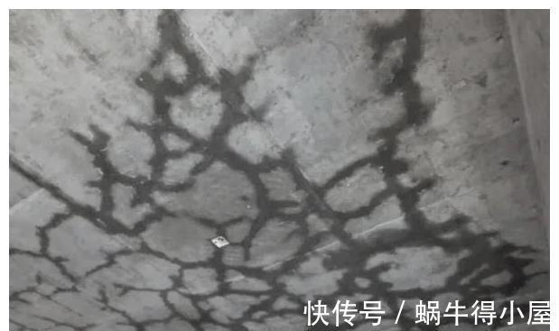 现浇板|为何“农村盖房的现浇板容易裂缝”？该如何避免？原来问题出在这