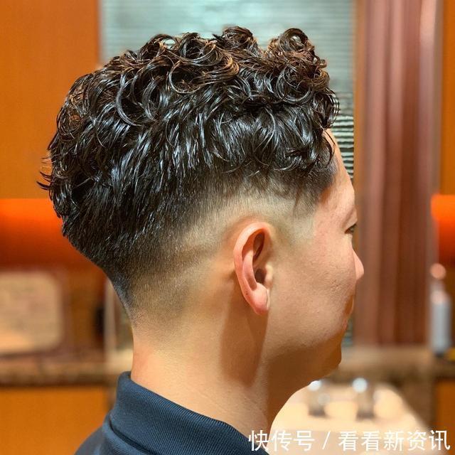 烫发|男发别再在瞎剪了,这才是当下最火发型22款,清爽有型真时尚