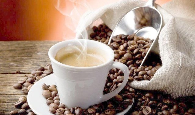 大孩子|宝妈带4岁大孩子喝咖啡,无知父母不知要坑苦多少娃