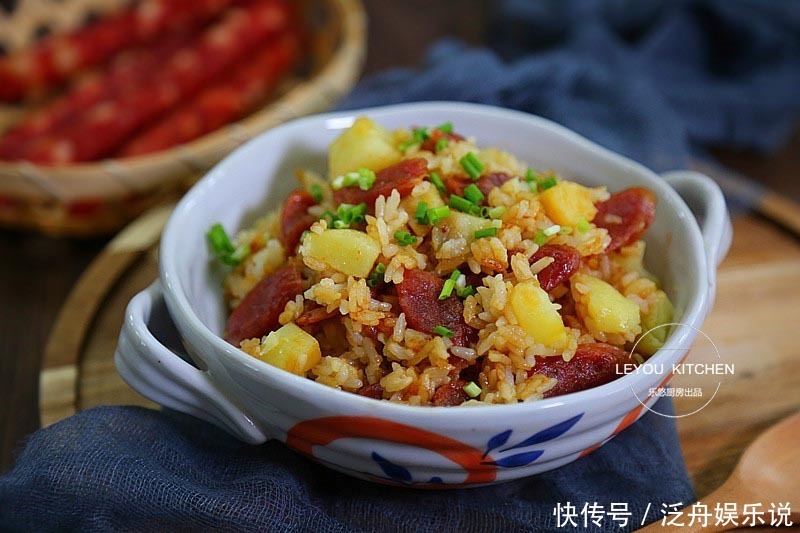 土豆|夏天做饭太热5道懒人焖饭,不用炒,只用一个电饭锅,饭菜全齐