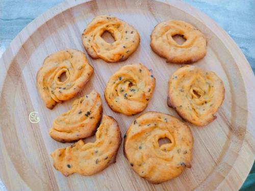  家里有红薯的试试这种新吃法，无水无油无糖，个个外酥里软，好吃