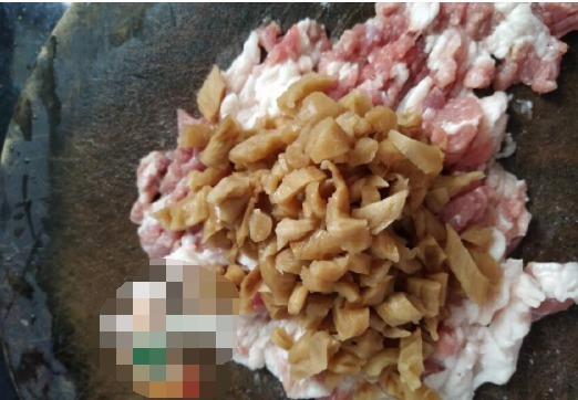 我做了这道菜,蒸一蒸,鲜美下饭,好吃又好做