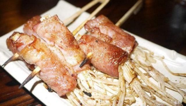 次次|跟闺蜜出去吃烧烤,次次只点这4样,老板看见怀疑是“找茬”