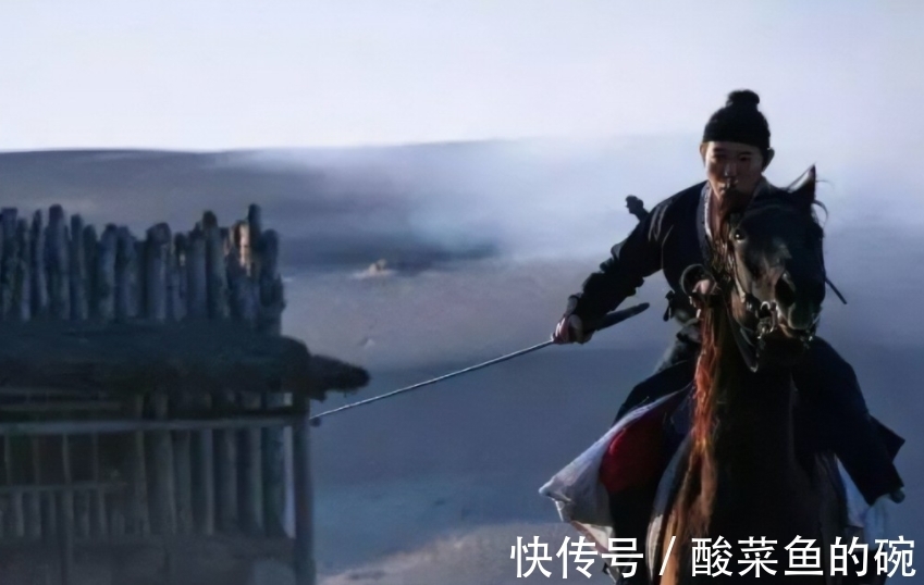 李白#李白最经典的20首诗排行榜,《静夜思》第四,前三都是哪些名篇?