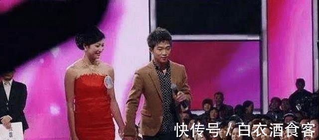 赤色|非诚勿扰帅小伙惨遭全场灭灯,下场时发生的事情让孟非都呆住了!