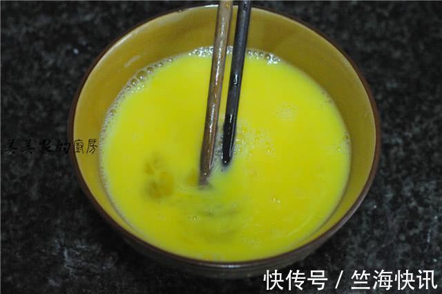 蝴蝶煎饺|儿子三天两头要吃此早餐,平底锅一烙10分钟就上桌,解馋还顶饱