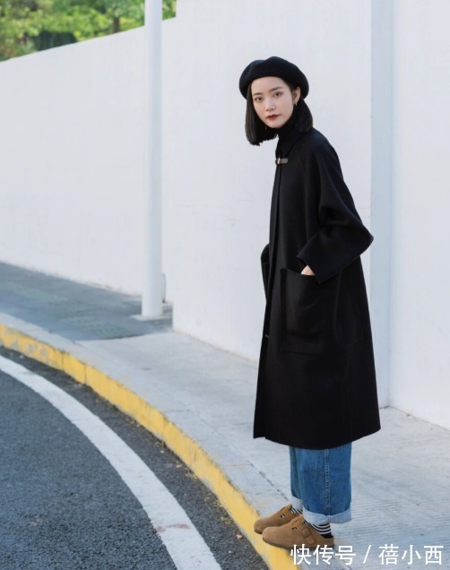 平底鞋 有品味的女人都在穿“烟筒裤”,配羽绒服、大衣超显瘦,都想照搬