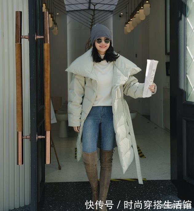 三木|女人尽量不要羽绒服配围巾,学学三木这样穿,时髦耐看又大方