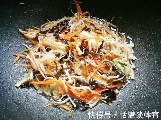 黑木耳|寒露过后,天气乍寒多喝汤,豆腐和这3样食材搭配,从头暖到脚