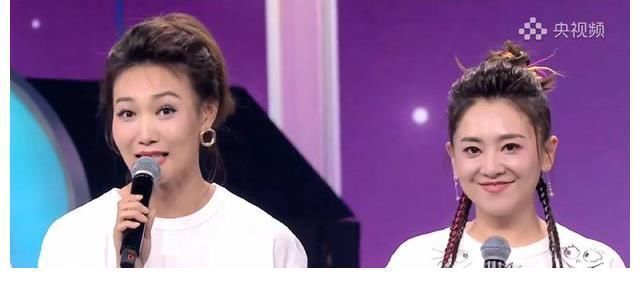 央視九位主播古裝驚艷亮相,王冰冰甜美,李梓萌月亮姐姐20年沒變