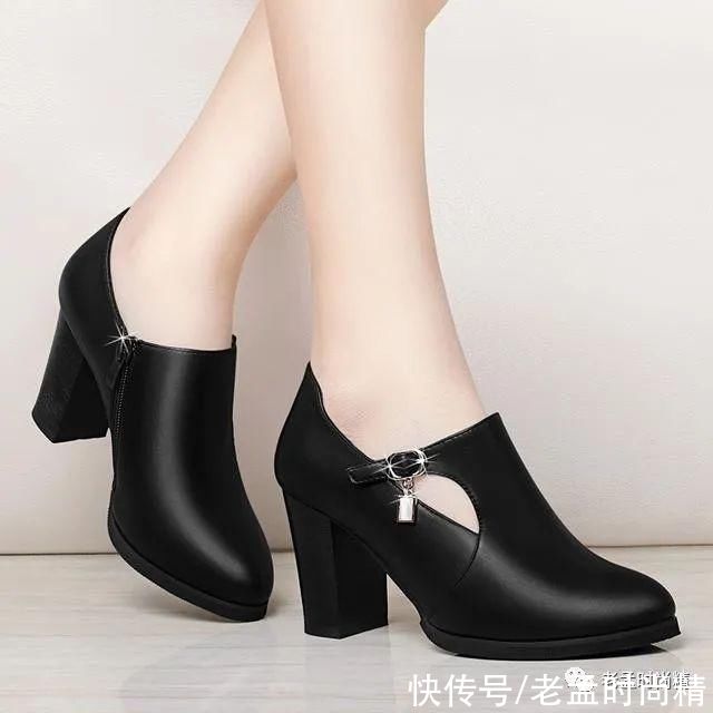 女人味|2021年新款高跟鞋正流行，35-45岁女人穿出端庄女人味