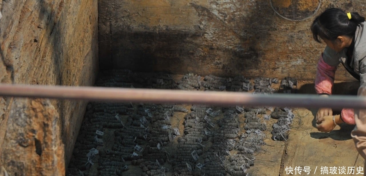 考古|西汉废帝刘贺墓考古挖掘成果展出,230斤黄金陪葬引人注目