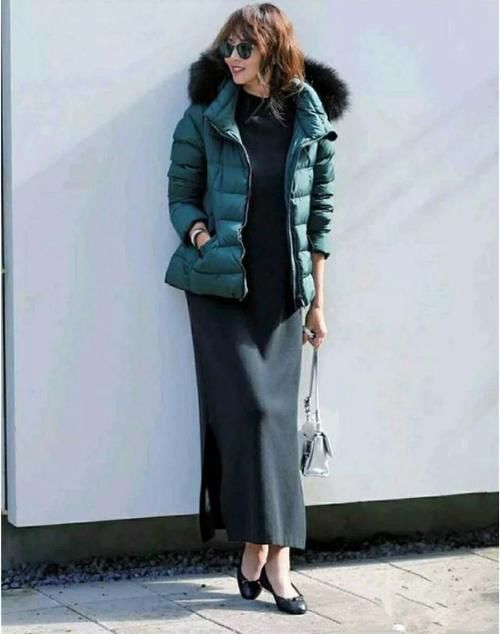 中年女人想要穿得显年轻，试试这些日系减龄穿搭技巧，时髦又优雅