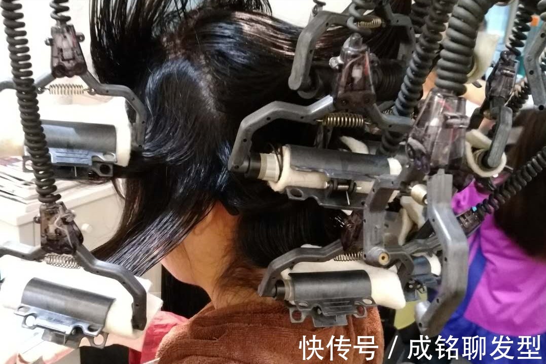 烫头发 烫头发有什么危害?这四个细节了解一下,让你烫发再无后顾之忧