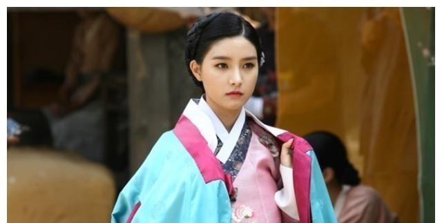 文曲星&农村俗语:“男占三八是秀才,女占三八必寡”,三八是什么意思?