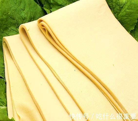 东北人|东北男人最爱的下酒菜:干豆腐炒尖椒,这样做,味道跟饭店一样