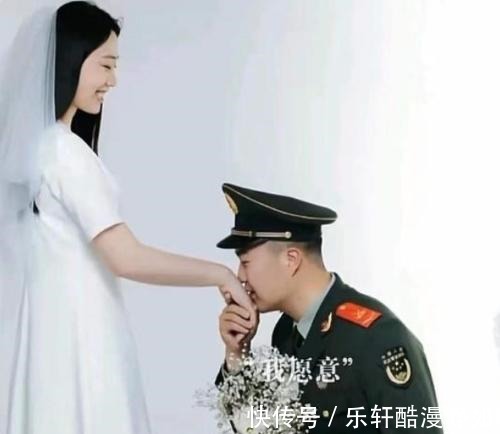 张常宁|女排传喜讯,张常宁前队友晒订婚照,升级成军嫂,未婚夫高大英俊