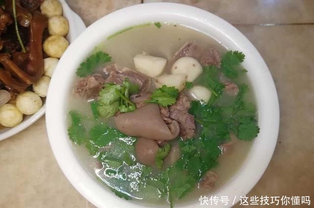 荸荠羊肉汤，羊肉清香，羊汤清甜，无膻味，烹饪步骤很重要