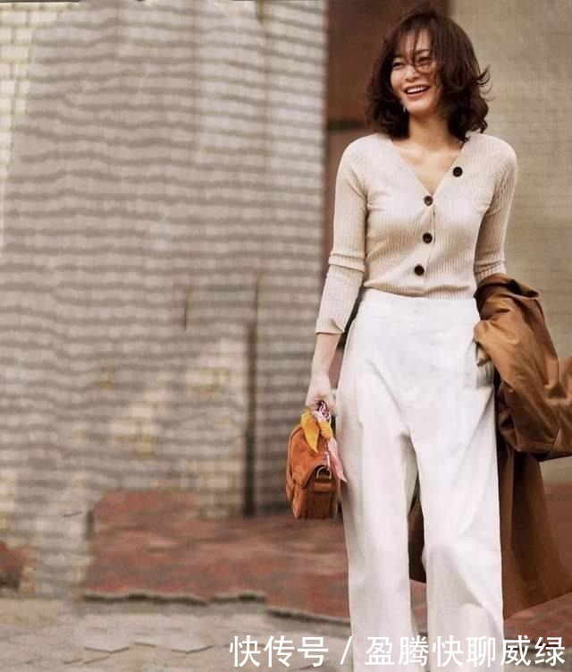上身效果|秋天穿毛衣,学学日本杂志这样来搭,温柔大方又高级,太气质了
