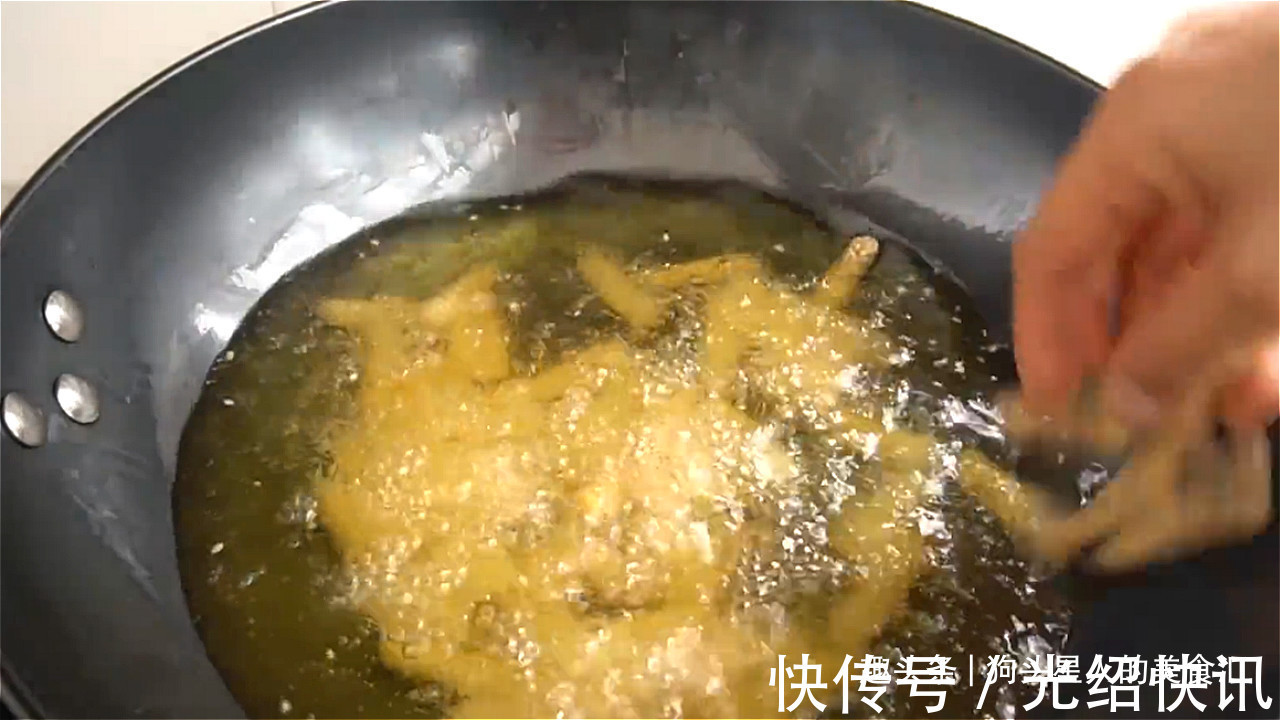 香酥|想吃芝麻酥条,教你最简单的做法,几块钱能做一大篮,香酥爽脆