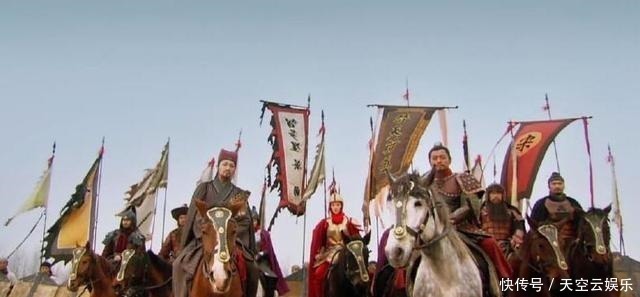 李逵#如果赤手空拳,此人是梁山武功第一,卢俊义和林冲联手也打不过他