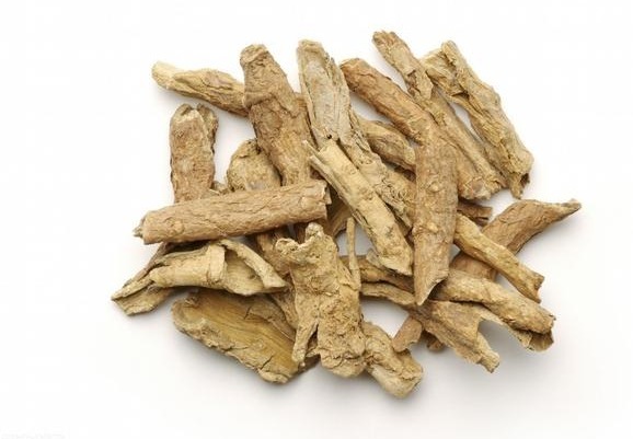 白芍|血压特高降不下，一位患者自诉中药3味药有奇效