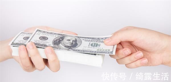 格局|父母在这方面“节俭”,不仅成就不了孩子,反倒毁了孩子的格局