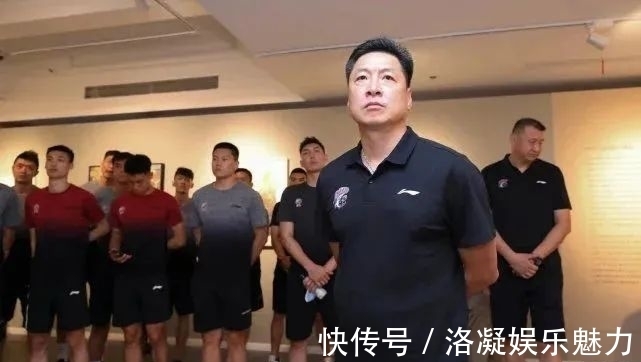 nbl|CBA莫兰特！原地摸高328，他连1米9都没有啊