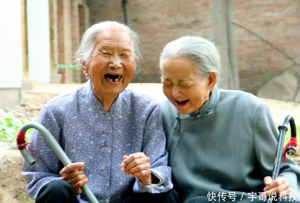 长命百岁的女性身体都有这5大“共通点”，如果