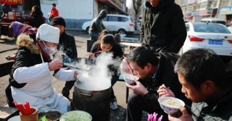  特色|山西最有“特色”的美食，5块钱一碗能无限续杯，外地人却很嫌弃