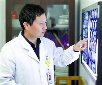 医保卡|大夫刷自己的医保卡给患者买药,这是为哪般?