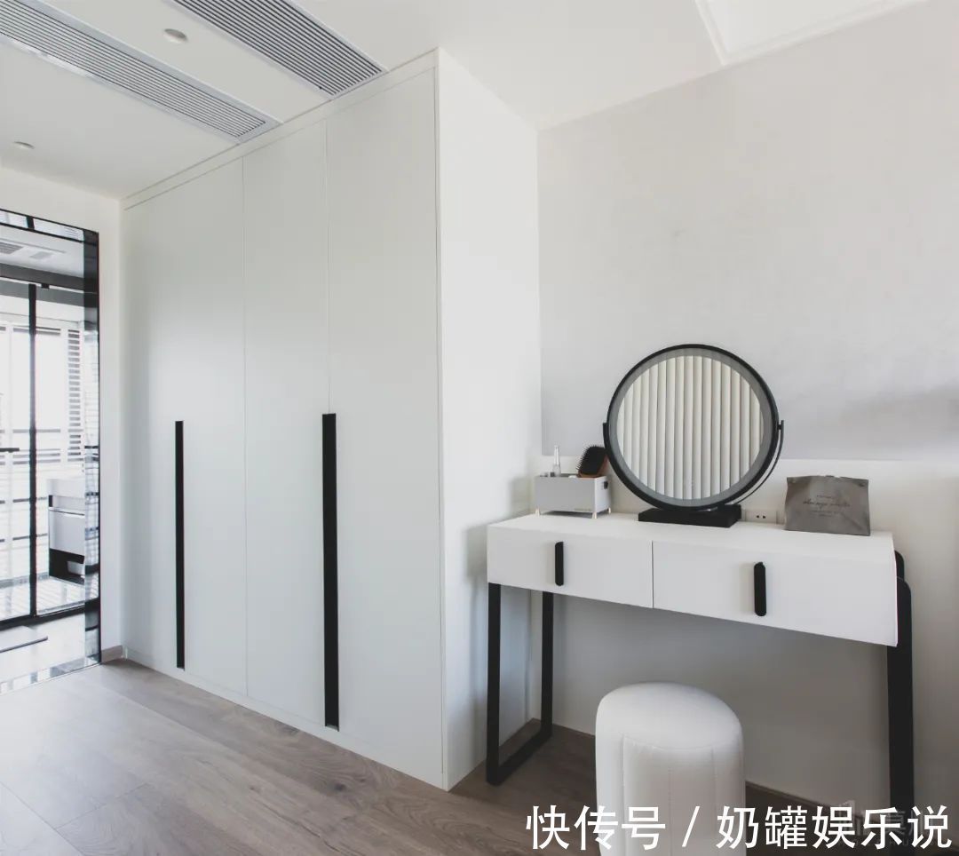 简约|112㎡现代简约，干净、简洁、舒适，让生活更加惬意