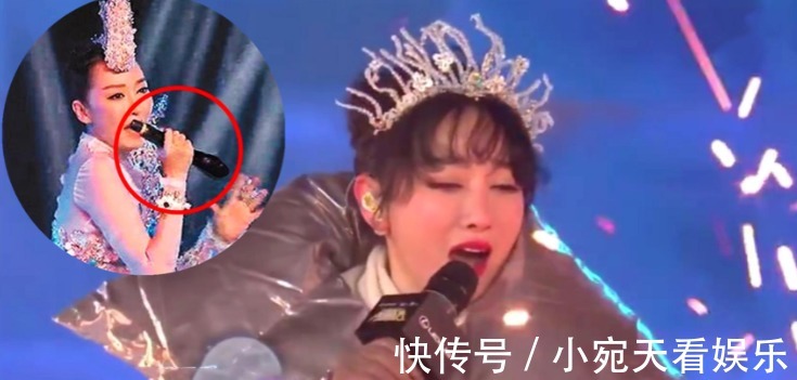 话筒|假唱翻车的8个歌手,一个比一个离谱,有人拿反麦克风唱完整首歌
