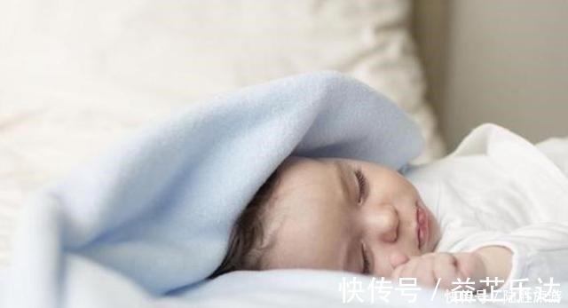 脊柱|影响宝宝脊柱发育的错误做法,家长要收藏了