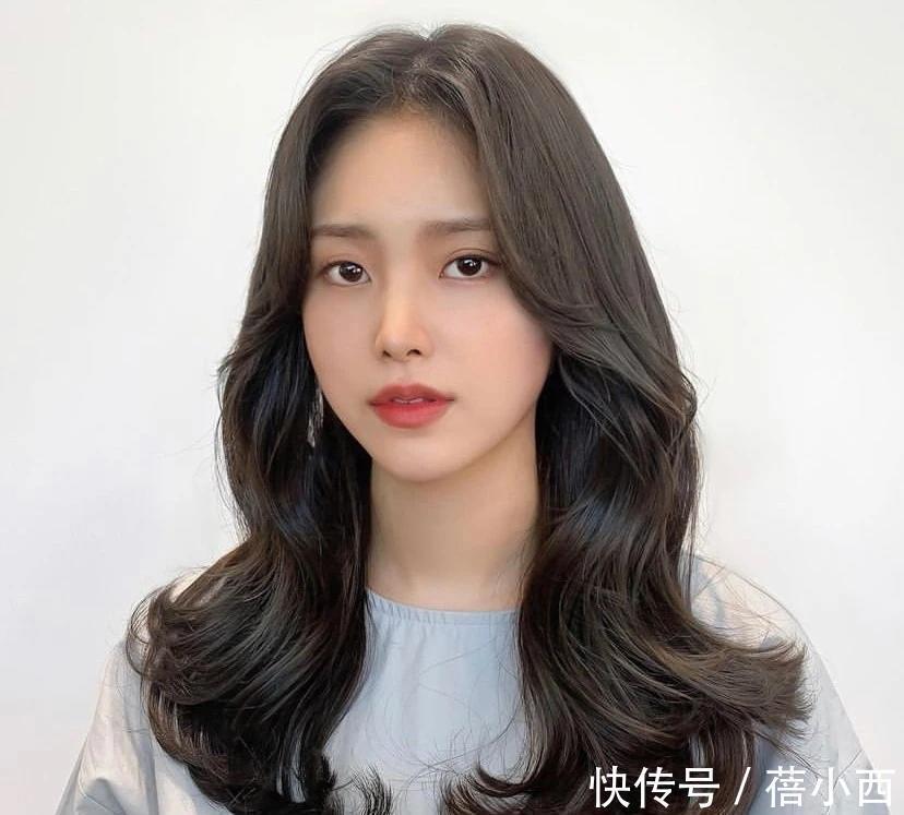 美眉们 一定要尝试这几款发型,让你瞬间秒变“美少女”!