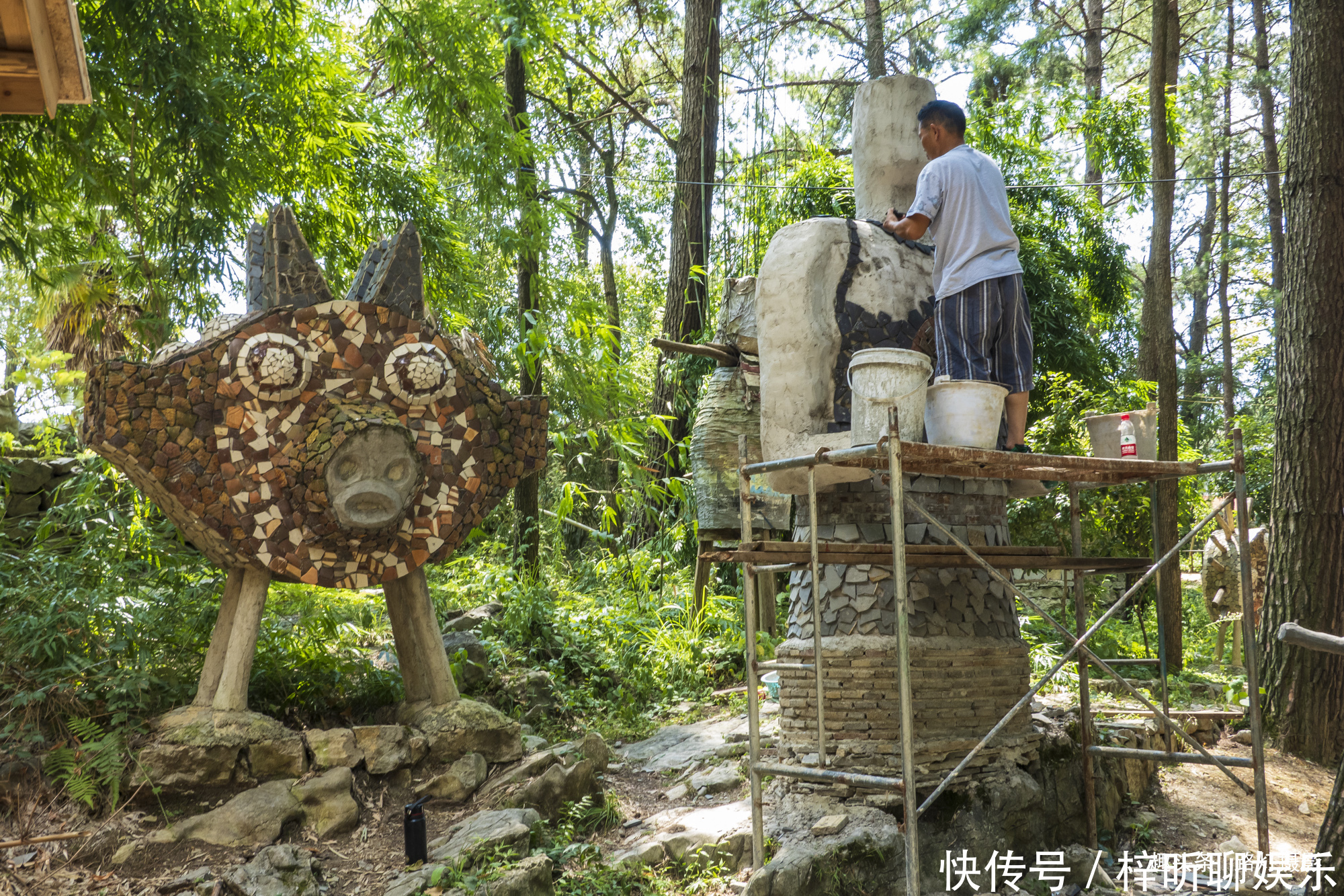 夜郎谷|中国最“不可思议”景点，80岁老人花23年心血建造，太传奇了