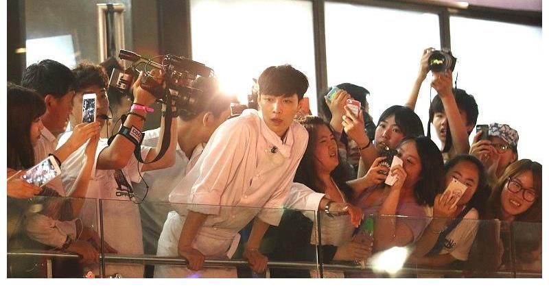 什么是实力演员?《扫黑风暴》孙红雷、苏可即兴表演亦精彩