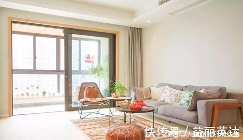 榻榻米|阳台不要傻傻装推拉门了，这样做更实用好看，不得不感叹太聪明了