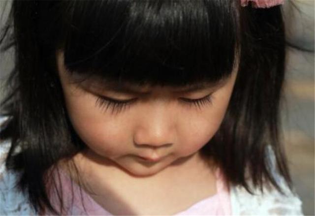 倒过来念|爷爷给孙女取名“紫懿”,孩子小学被起外号,宝妈:倒过来念念