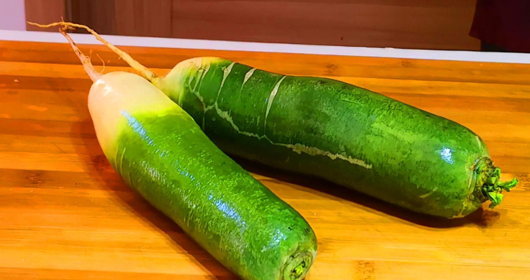 萝卜火热上市,究竟是白萝卜还是青萝卜好?看后别再瞎买了