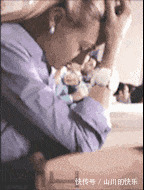 |搞笑GIF段子:喝酒的后果,再让你喝