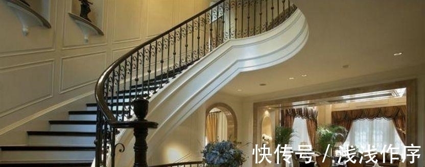 石材|参观网恋男友家600㎡别墅,一进门我就被吓到了!果断选择分手!