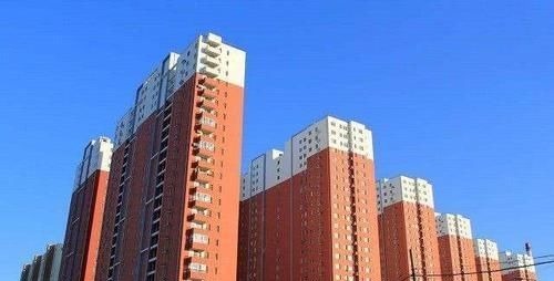 售楼小姐|一梯两户买东边还是西边好?要不是售楼小姐说漏嘴,我家早买错了