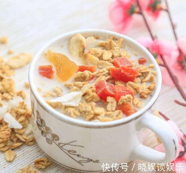 幼儿园|孩子说在幼儿园吃“猪食”,宝妈闹到园长办公室后,反向学校道谢