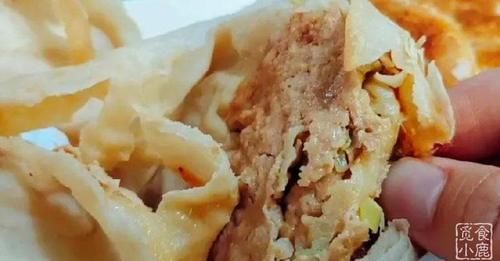  另一边|外面摊贩卖5块钱一个的饼，在家做出来满屋留香，太好吃了！