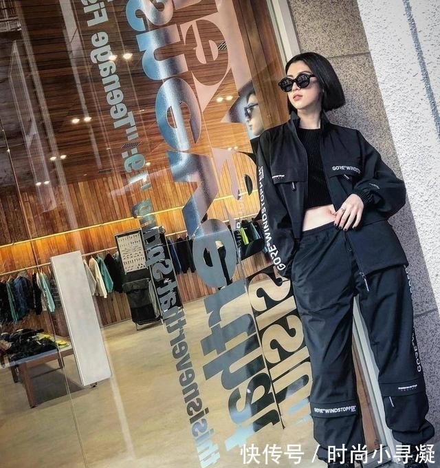 薄底 国庆出游不流行穿小白鞋了，今年流行这双“大夫鞋”，百搭又时髦