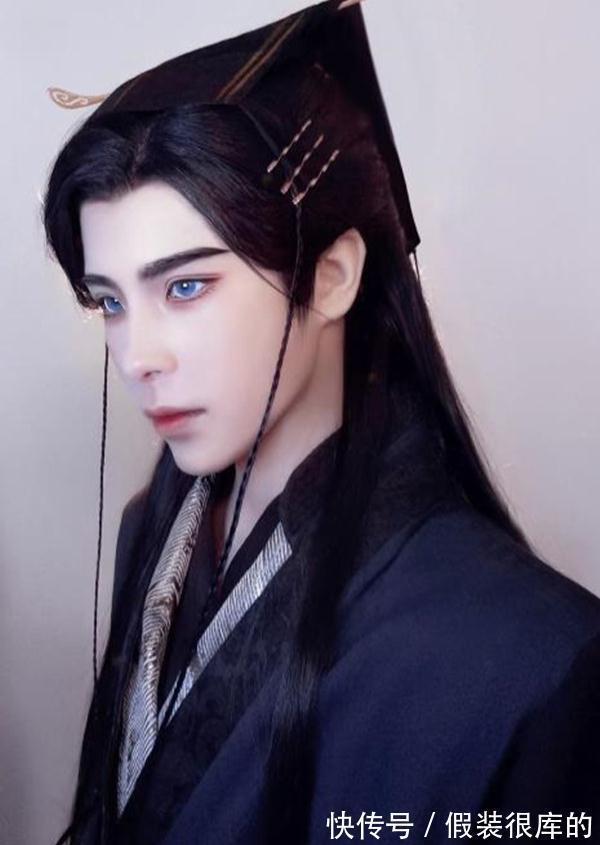 小木|同样是cos镜玄,希小白版细腰瞩目,他和建模一模一样