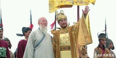 朱棣得知张三丰起死回生后,立刻派30万大军上武当山