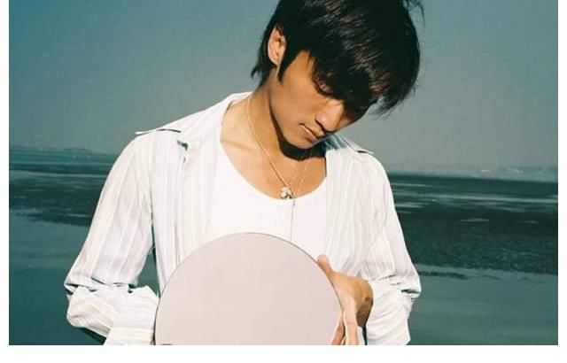 谢霆锋|好声音最另类学员，没夺冠就签约，谢霆锋也捧不红，现状让人堪忧