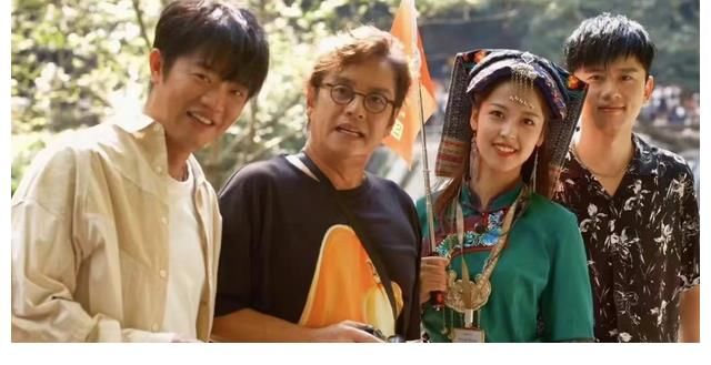 芒果綜藝有天花板了！《時(shí)光音樂會(huì)》開播受好評(píng)，被6家央媒夸贊